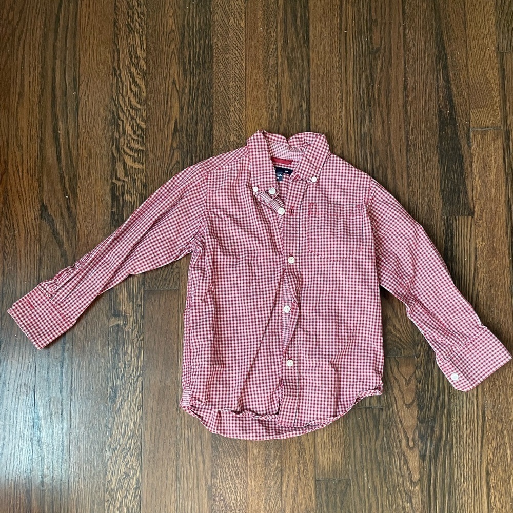 Gap kids boys red and white checkered button down shirt
